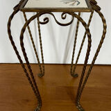 Wrought iron and earthenware harness