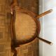 Fauteuil colonial canné en bois exotique