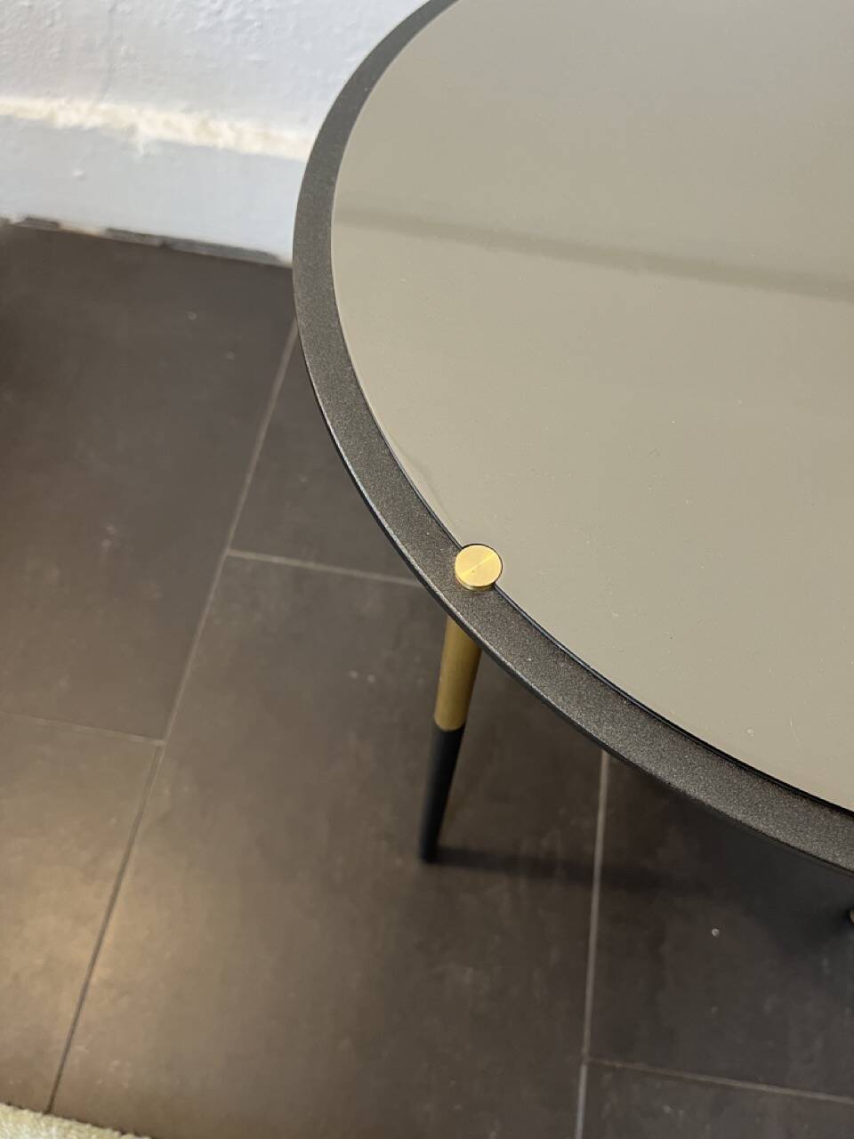 Living Divani, Era round side table – David Lopez Quincoces