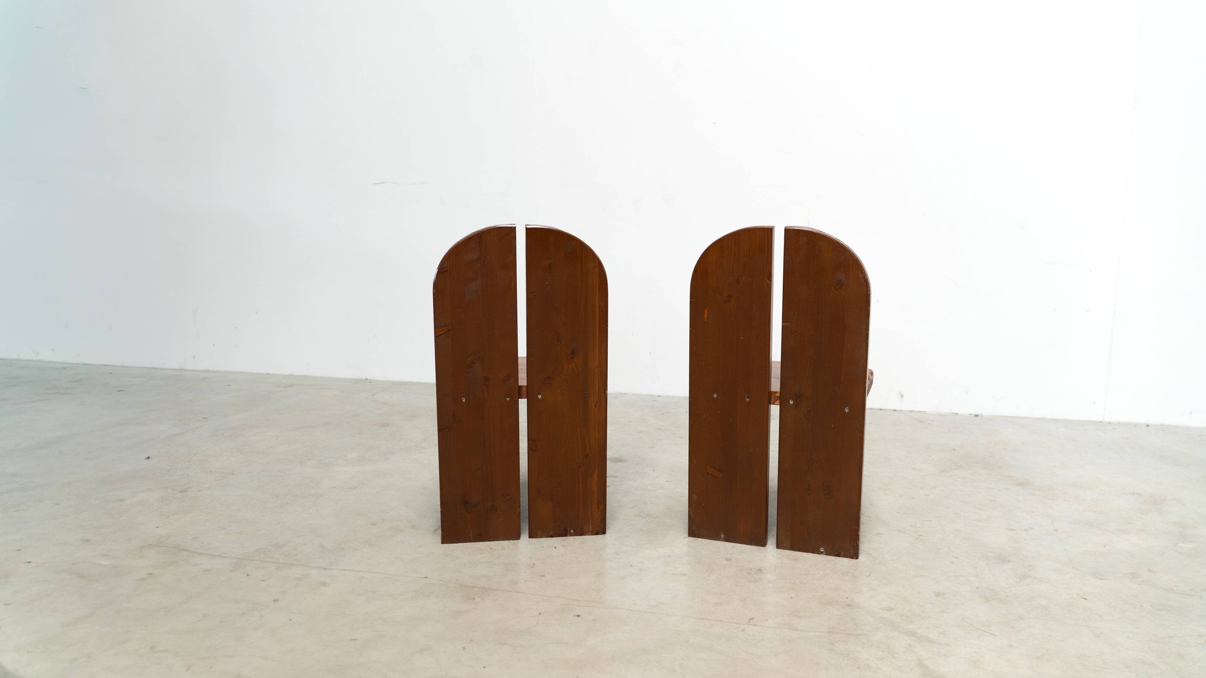 Ensemble de deux chaises de salle à manger sculpturales