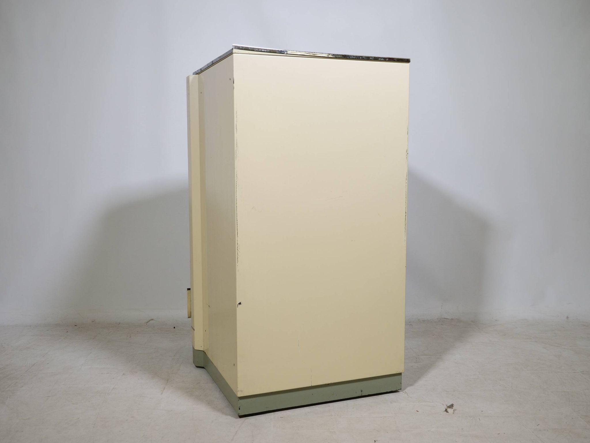 Cabinet dentaire en métal par Baisch, années 1950