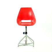 Chaise rouge Vertex, Miroslav Navratil des années 1960