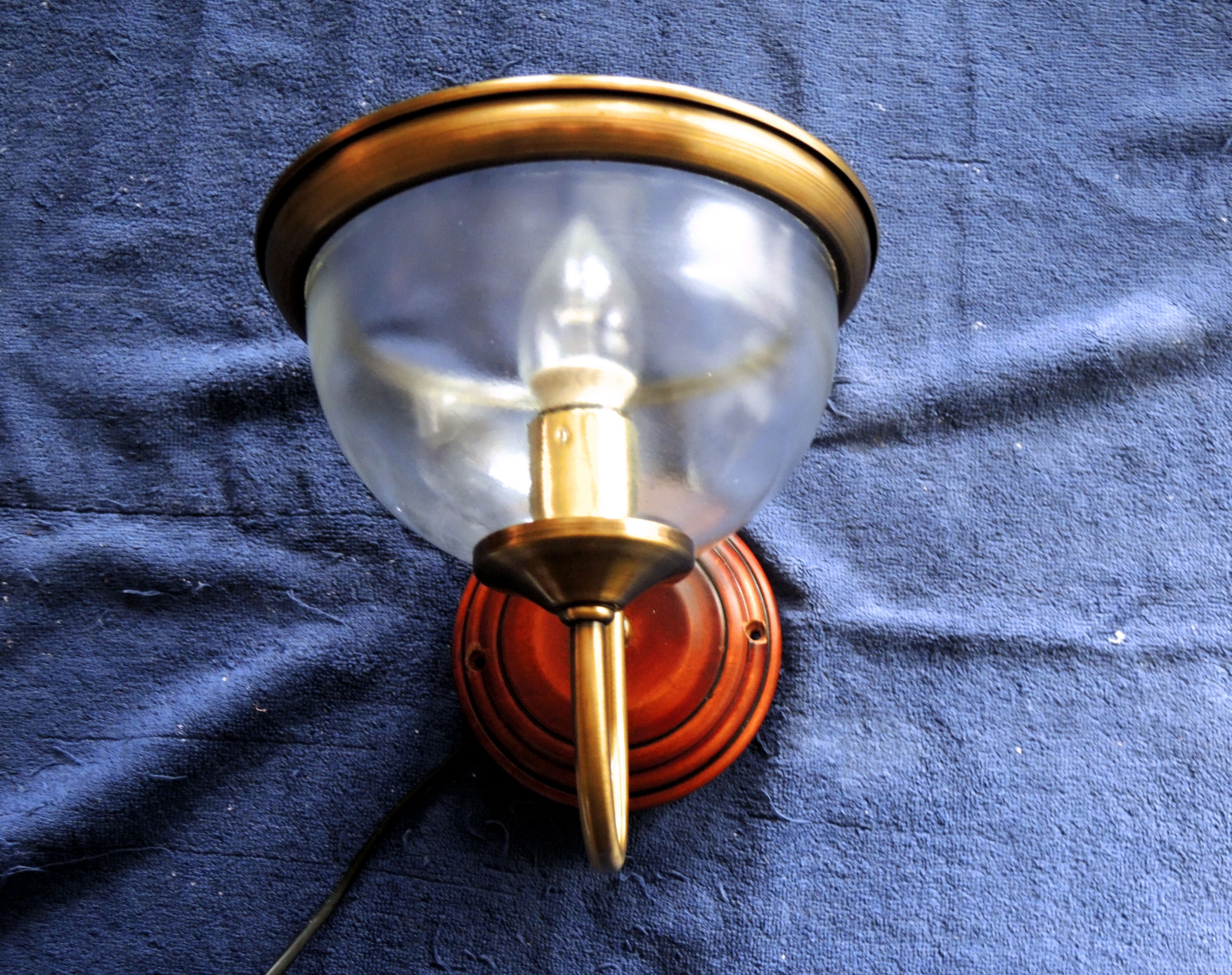 Glass sconce brass gold
