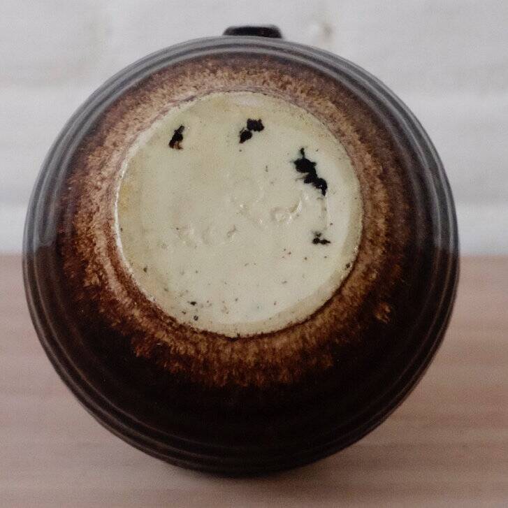 Accolay Vase
