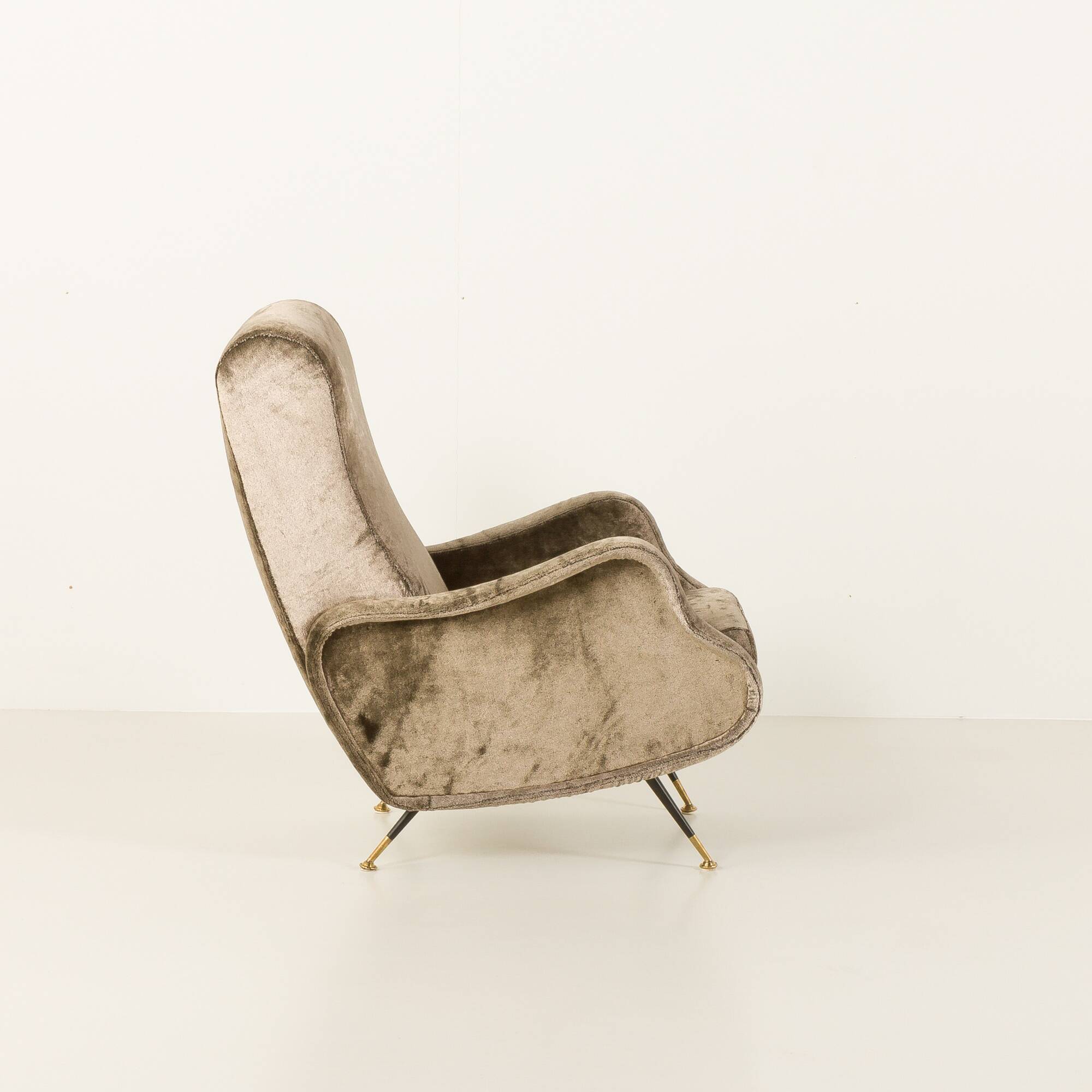 Italian velevet mid century lounge chair in the style of Marco Zanuso, 1960