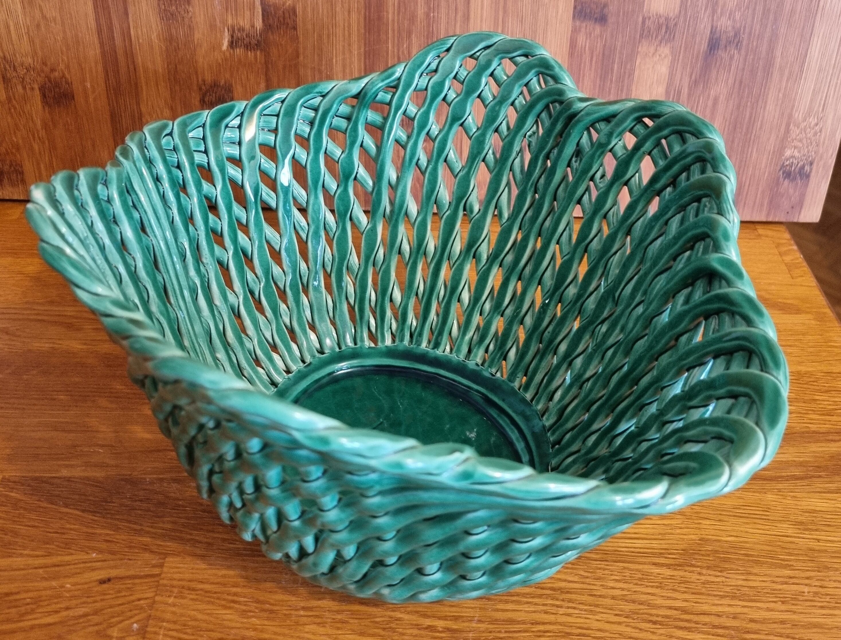 Vintage pot cover in woven slip green basket