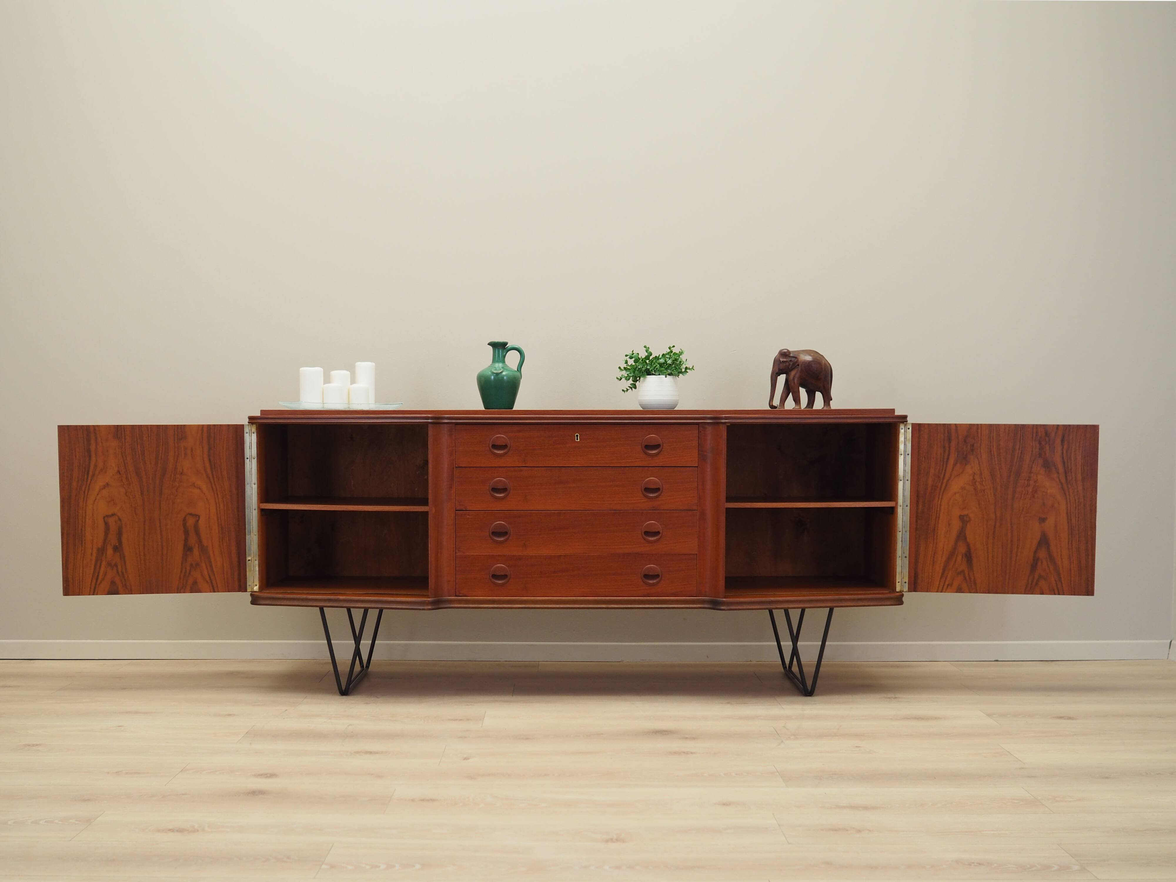 Teak sideboard, Danish design, 1970s, production: Denmark