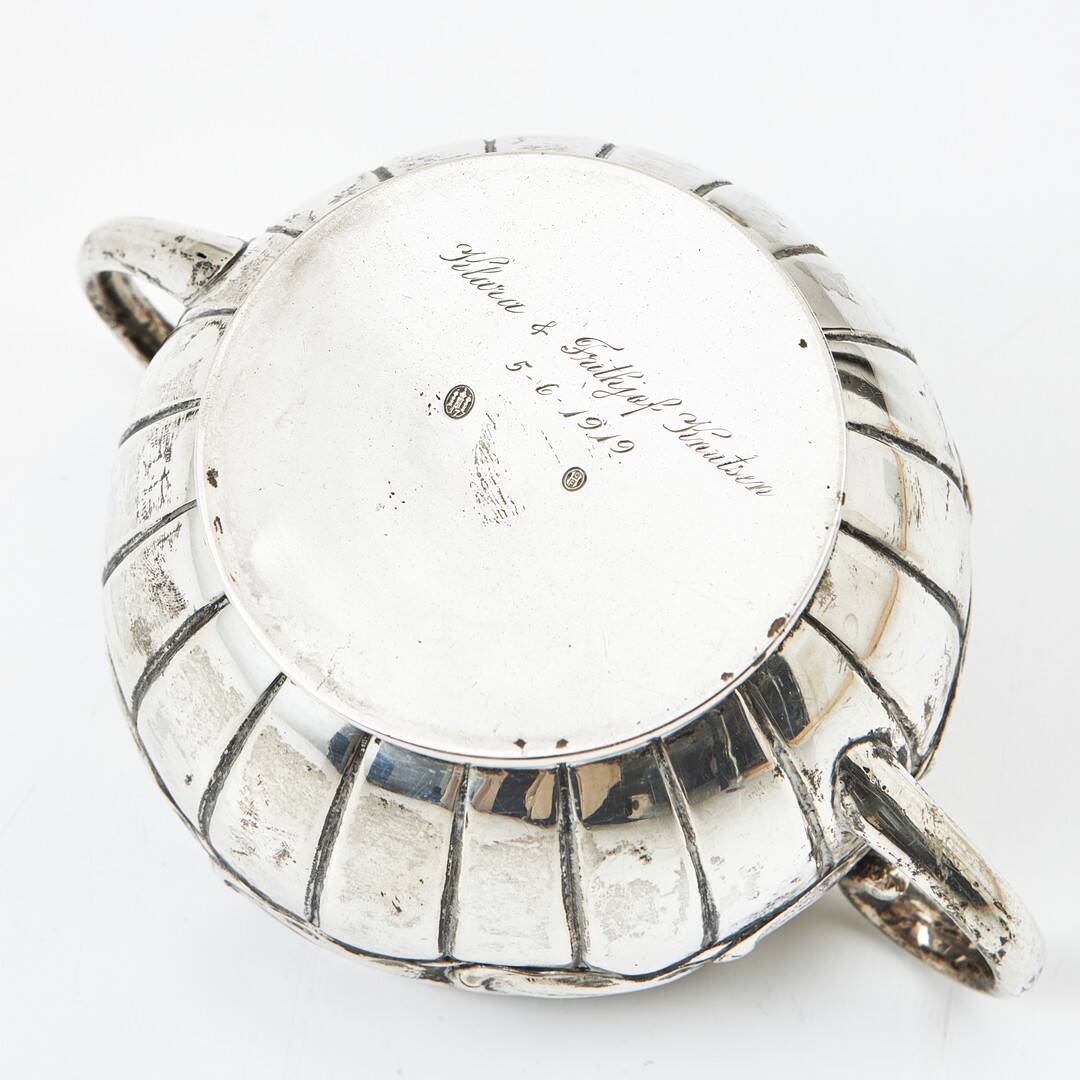 A silver sugar bowl and milk jug, Christian F. Heise, Copenhagen 1919