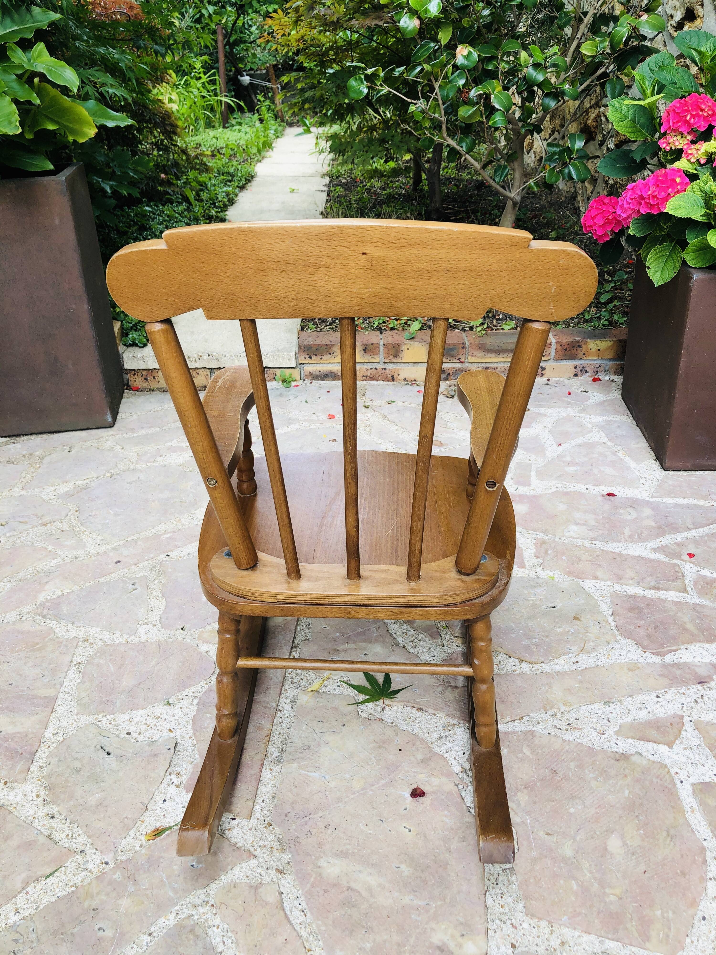 Children's chair rocking chair
