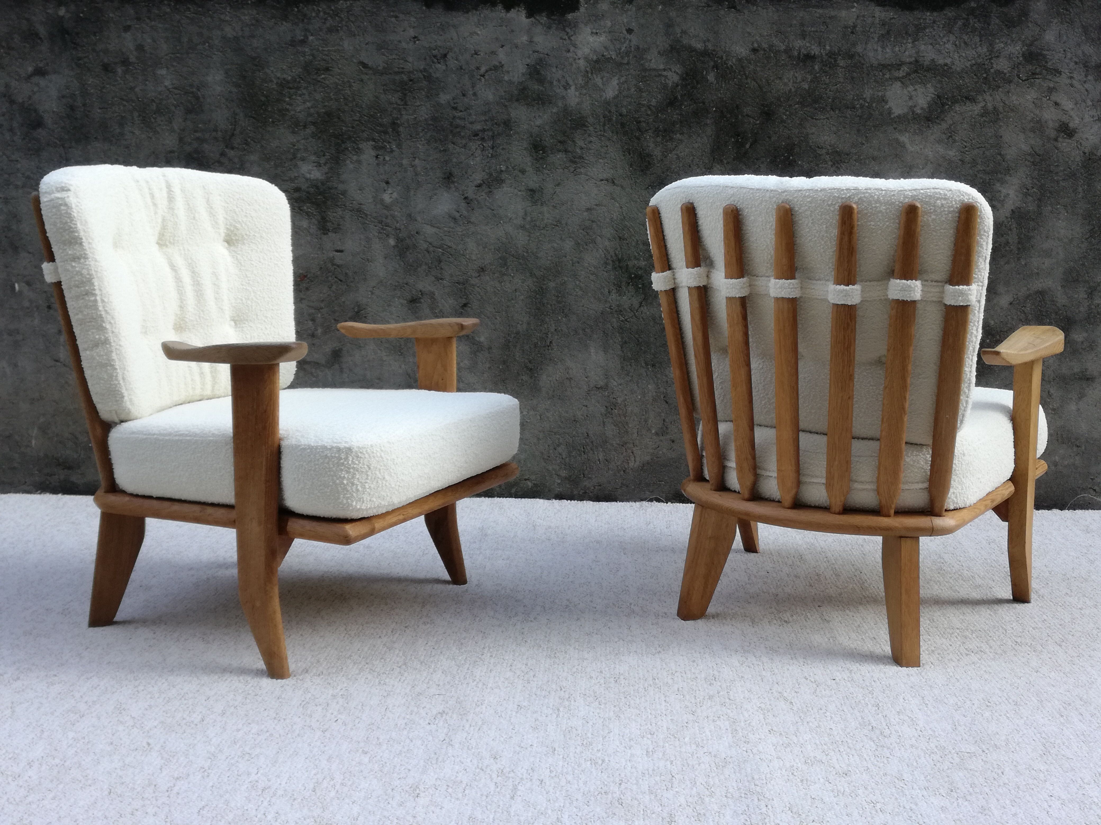 Paire de fauteuils en chêne par Guillerme et Chambron pour Votre Maison, 1960