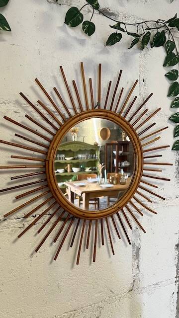 Miroir soleil vintage en rotin