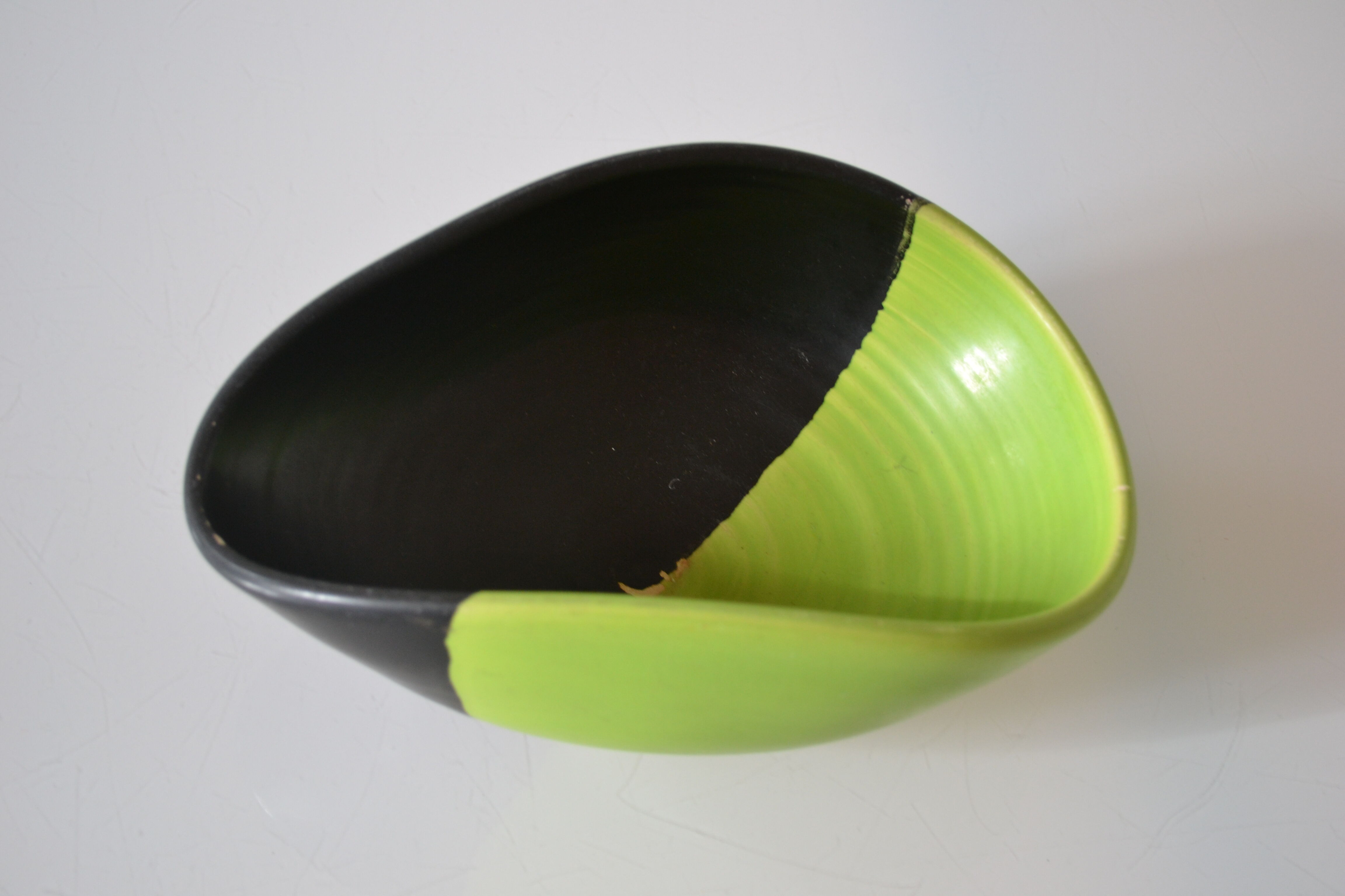 Vintage two-tone ceramic cup 50's