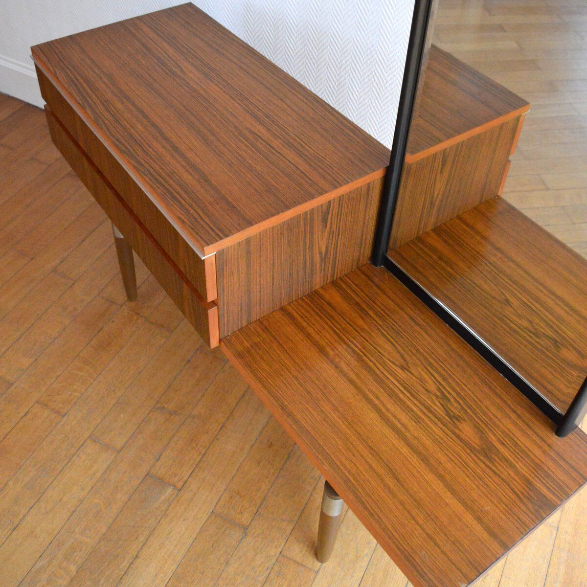 Entry furniture