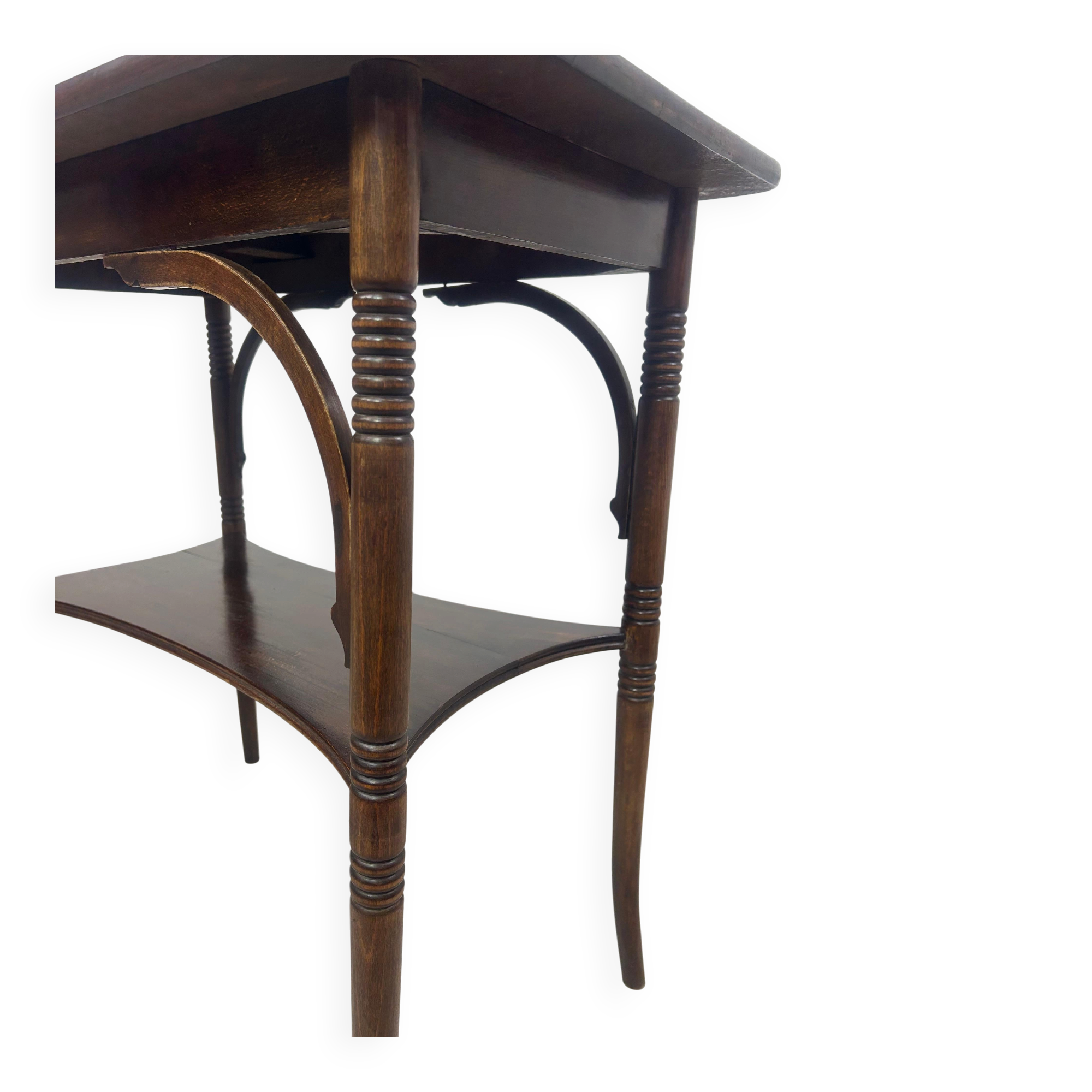 Occasional table Jugendstil no.31 by Thonet