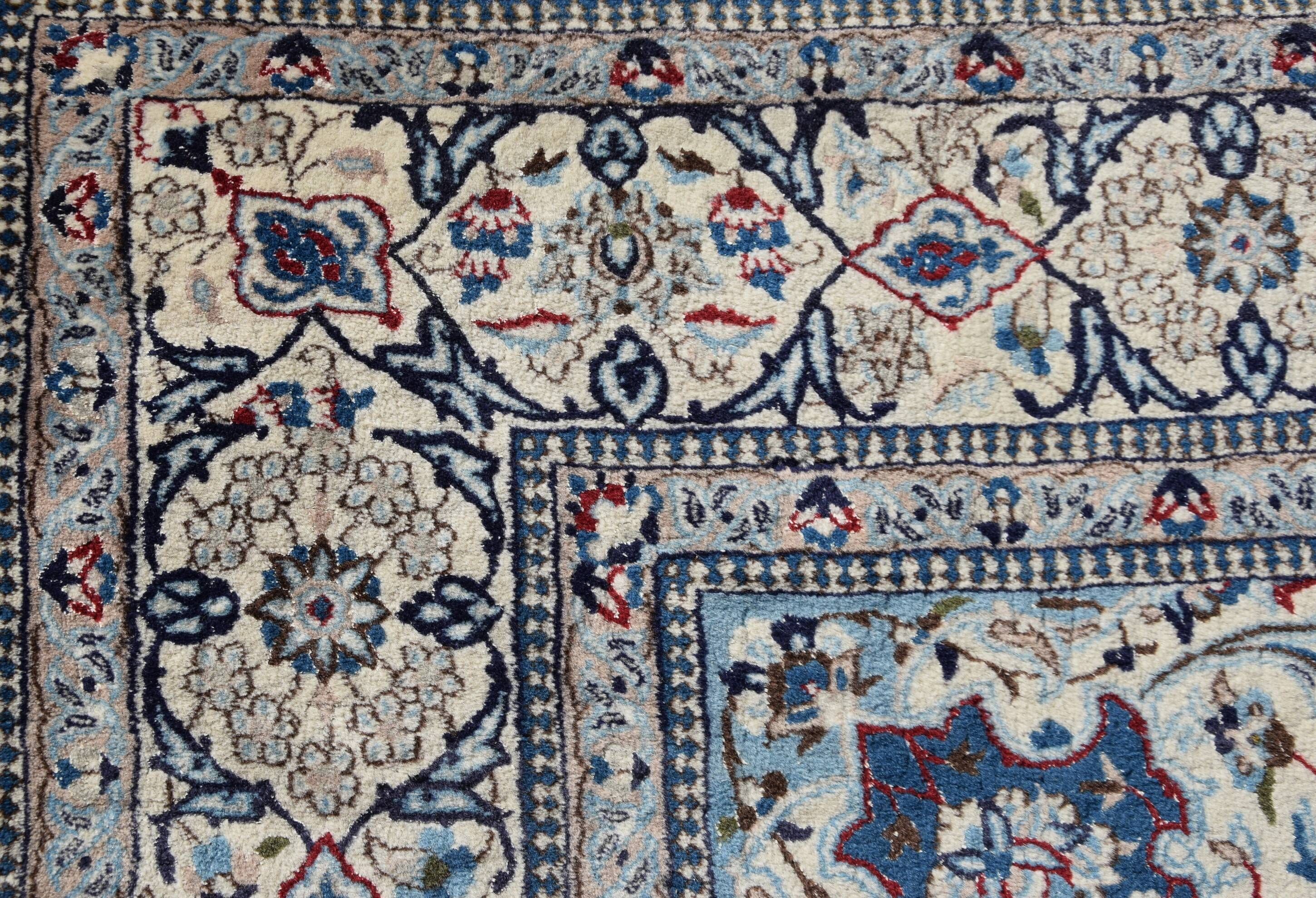 Persian Iran Nain Wool and Silk Oriental Rug: 3.10 X 2.08 Meters