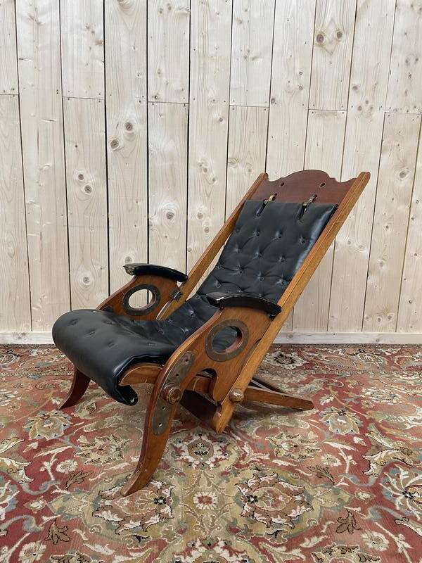 Fauteuil de bateau chesteefield en acajou et cuir