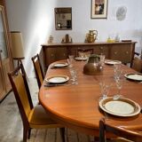 Oval Scandinavian table