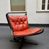 Fauteuil à dossier bas FALCON de Sigurd Ressel, Norvège