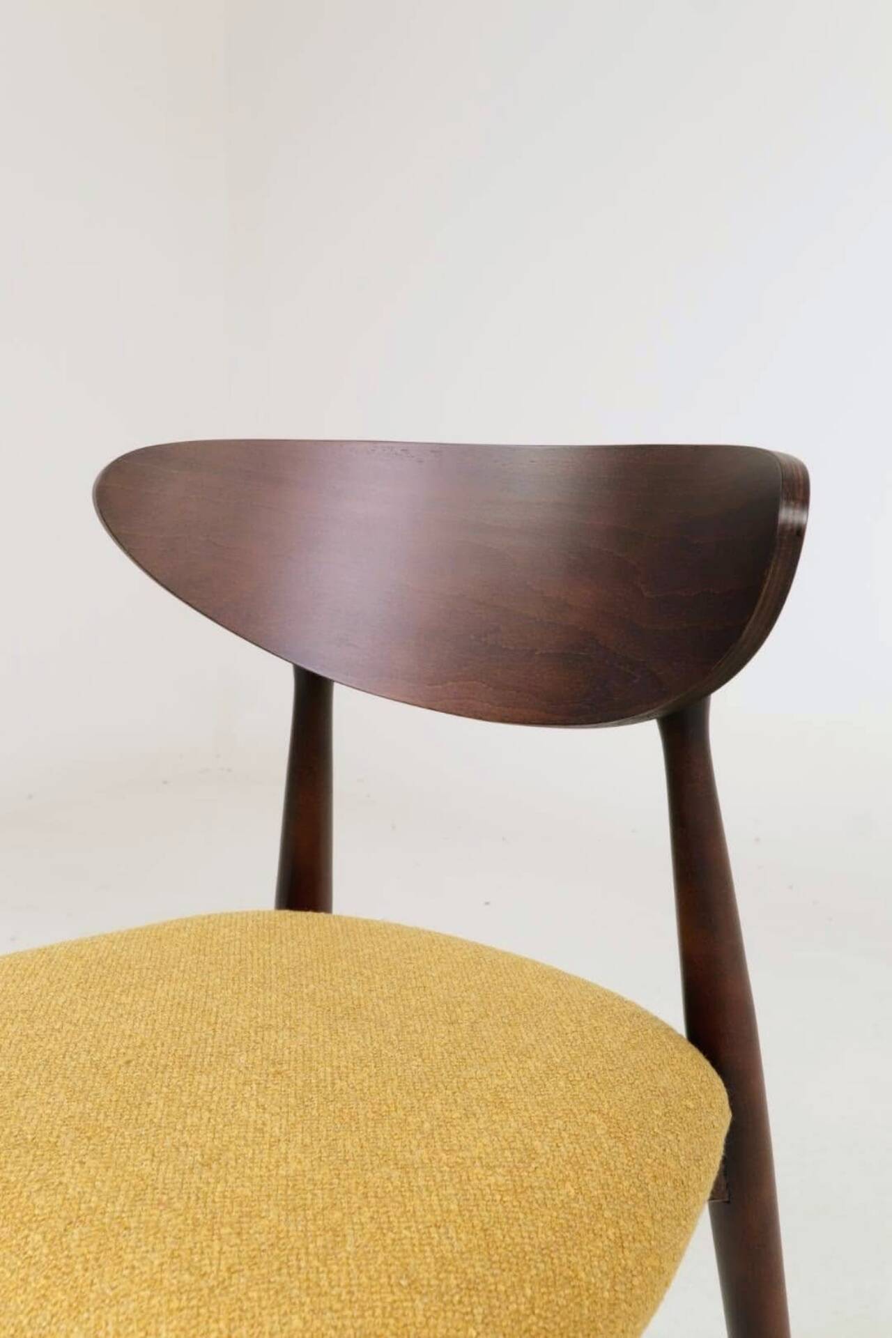 Modern Set of 4 Dining Chairs, Ochre Bouclè and Dark walnut beech wood