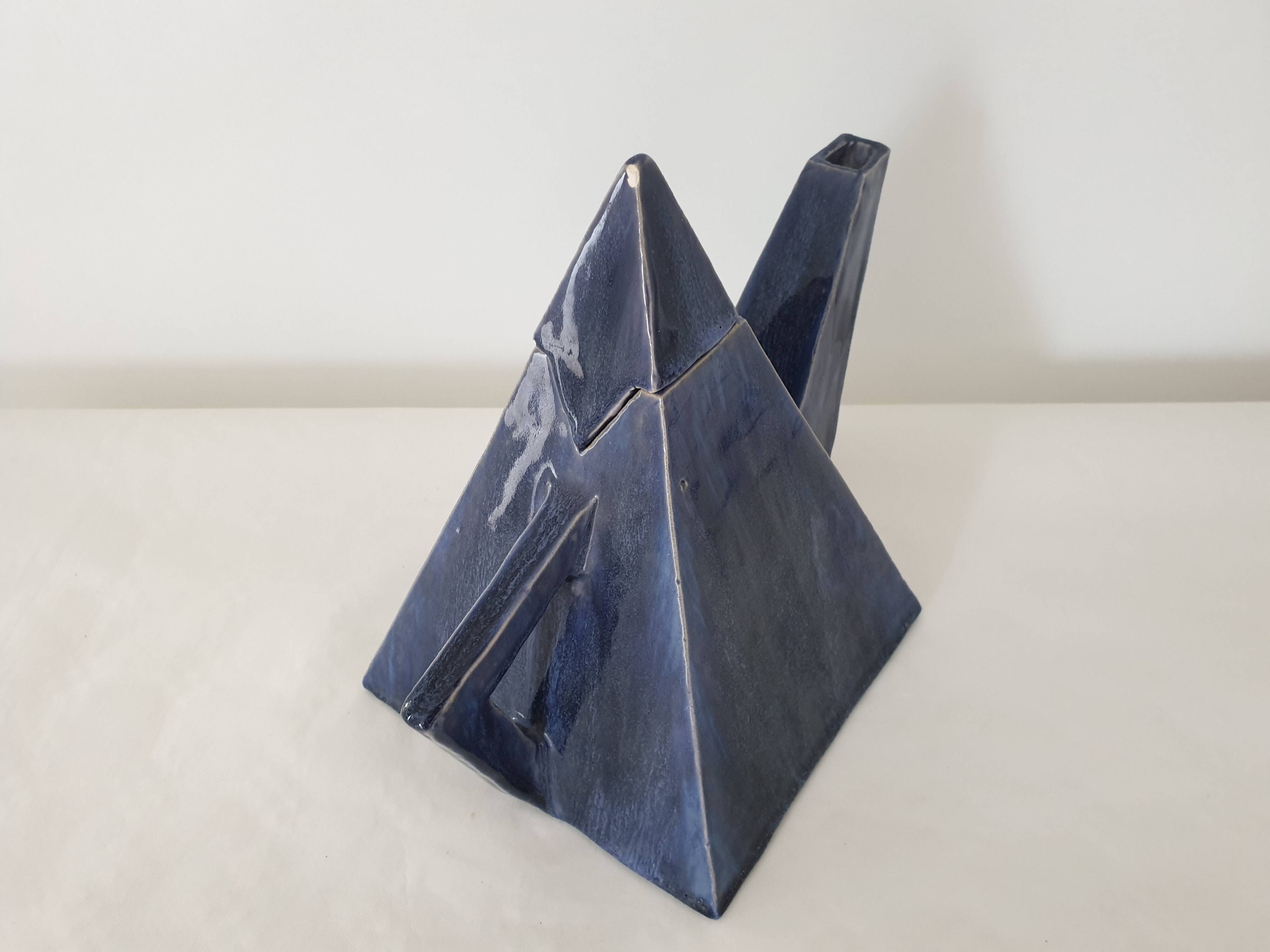 Pyramid Shape Design Ceramic Teapot