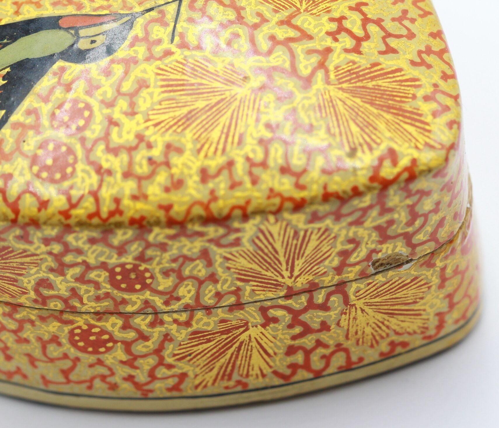 Old bird jewelry box