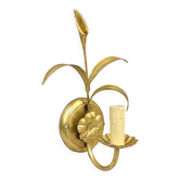 Gold leaf metal flower wall sconce, 1970s-1980s, Hollywood Regency Masca