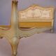 Cadre de lit en bois laqué décors floraux années 1950 style Louis XV