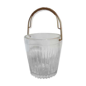 Ice bucket