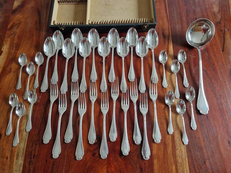 Alfénide, Christofle - 36-piece cutlery set model Pompadour silver-plated metal