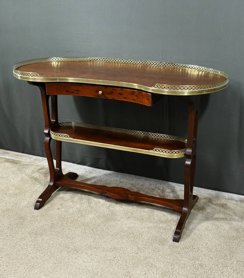 Kidney Table in Speckled Mahogany, stamped “L'escalier de Cristal” – Late 19th Century
