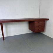 Bureau danois moderniste en teck, années 1950