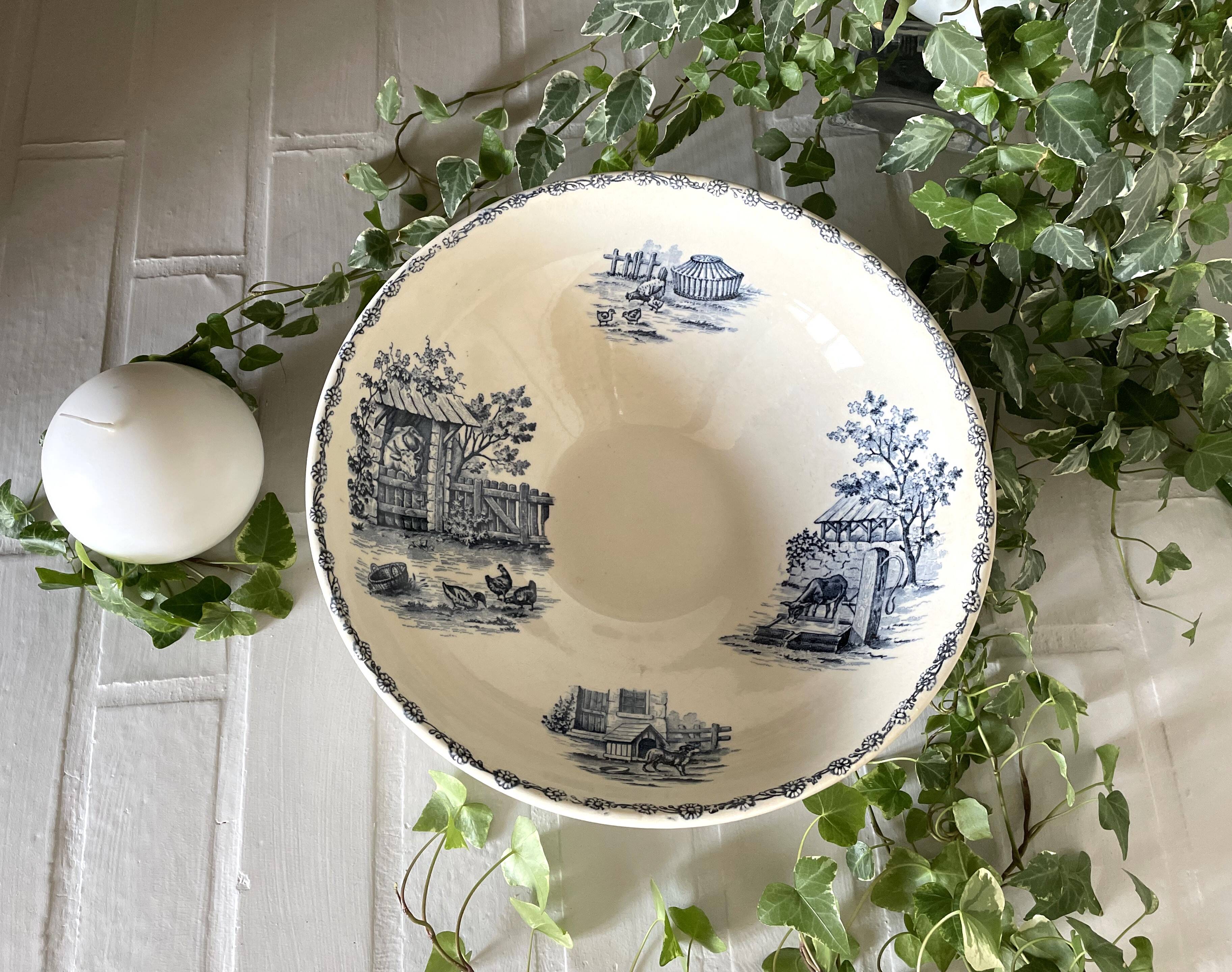 Antique earthenware salad bowl from Choisy-le-Roi