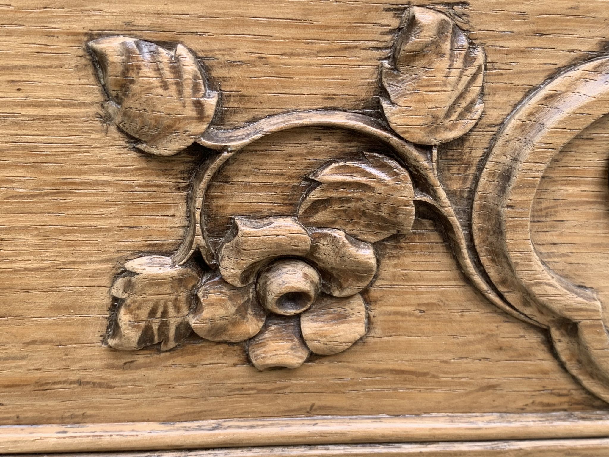 Louis XV style chest of drawers, solid raw oak, 1920.