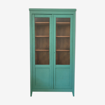 Armoire parisienne