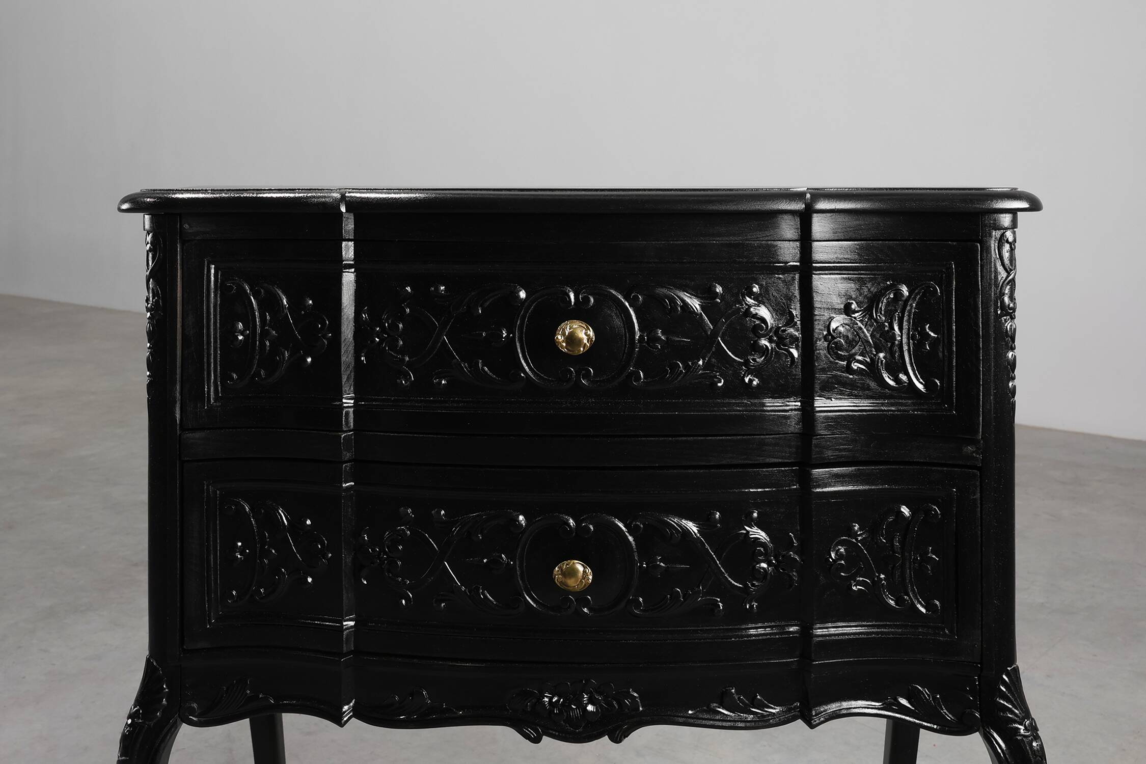 20th Century French Louis XV Style Chest of Drawers in Carved Wood