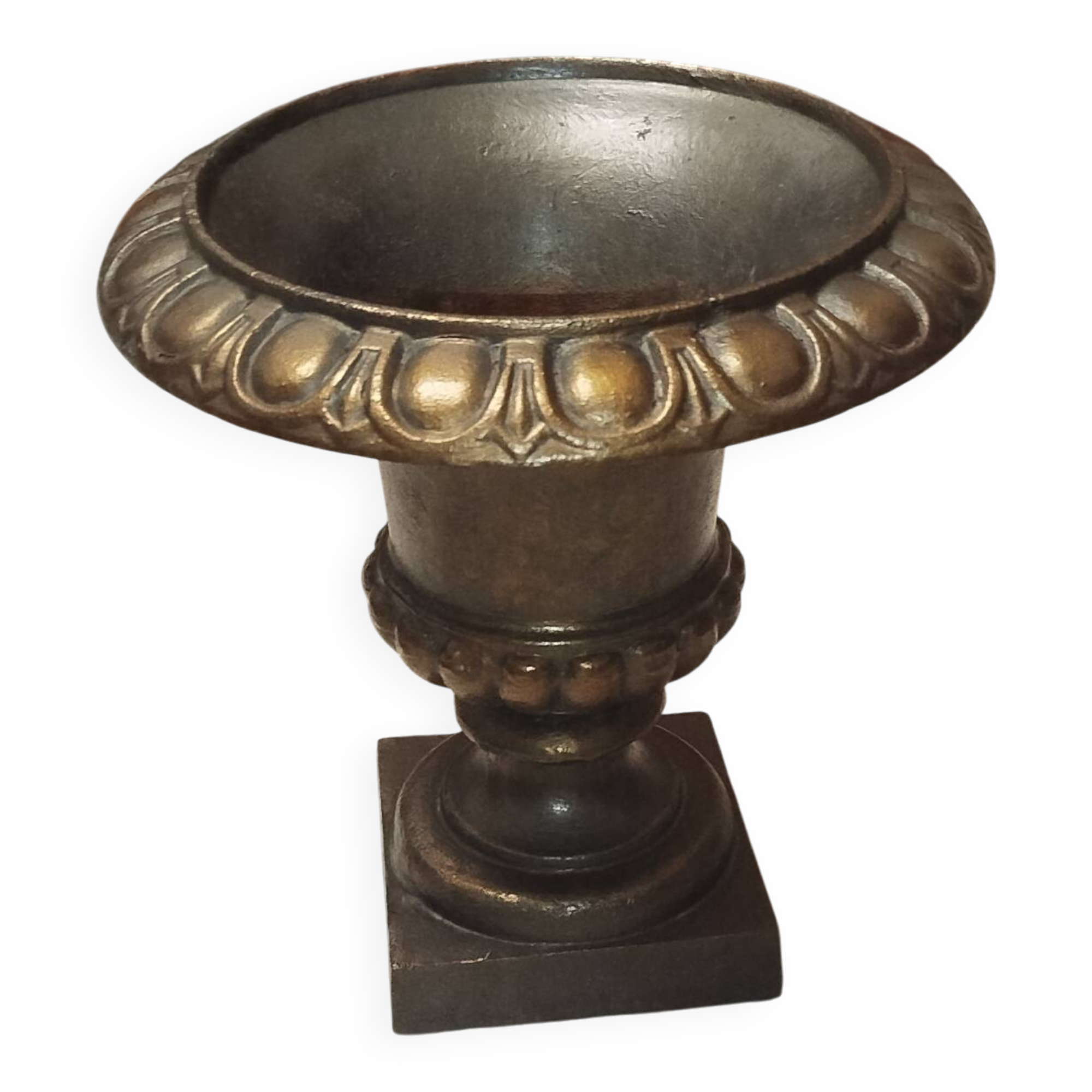 Medici vase 30 cm in cast iron 19th century  
Golden patina