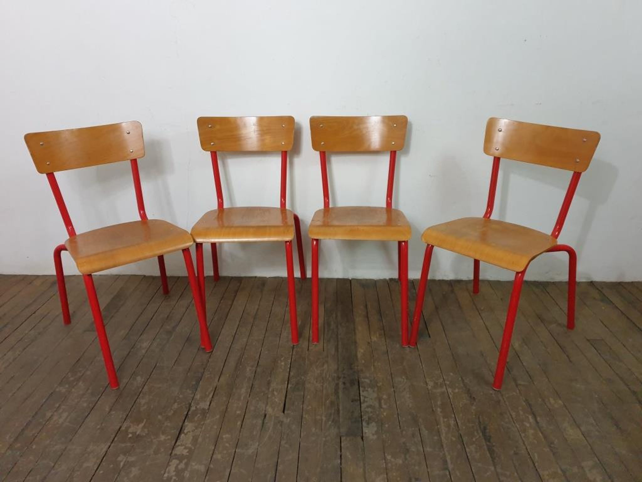Chaises d'école