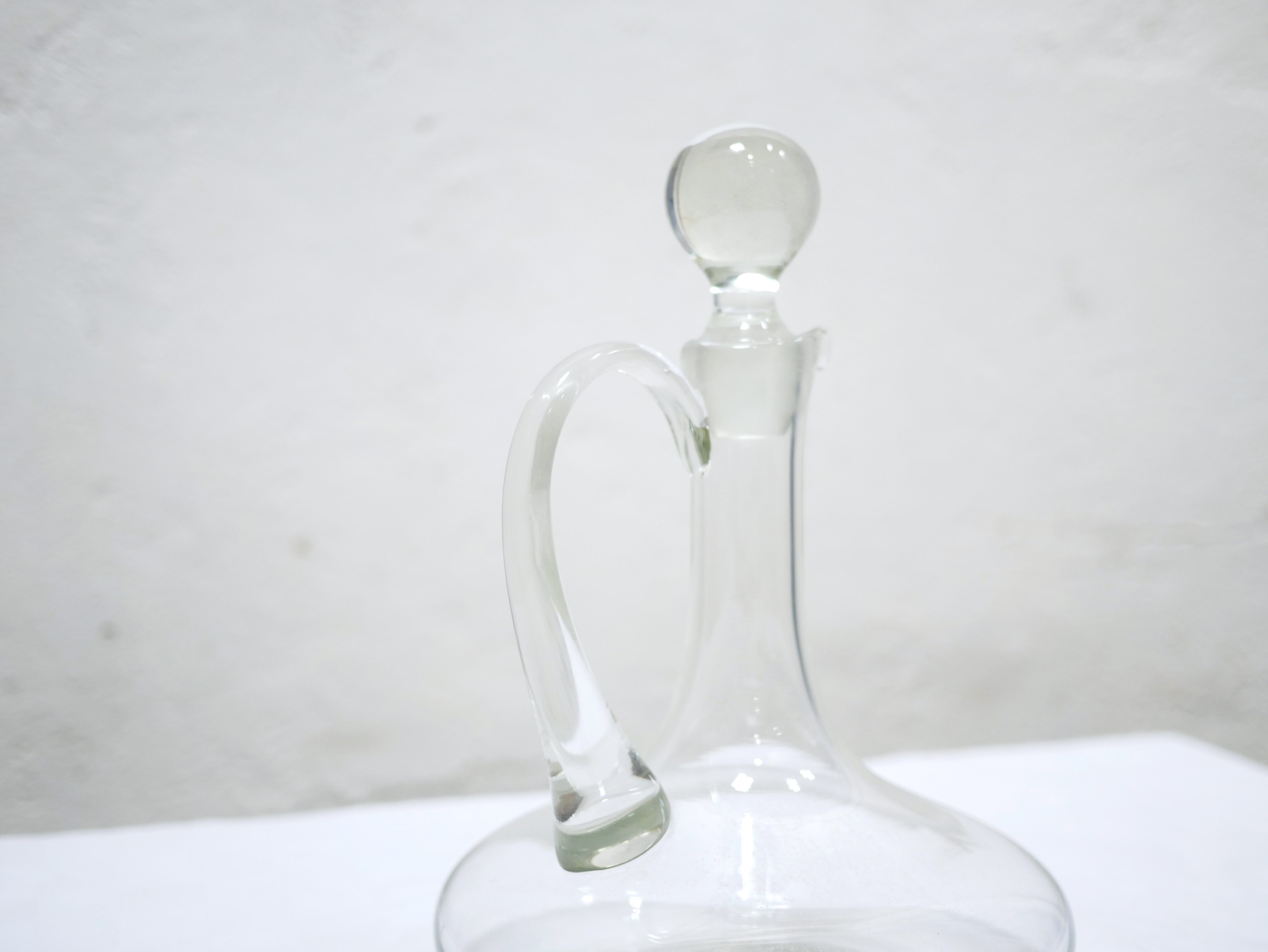 Carafe à décanter vintage en verre soufflé