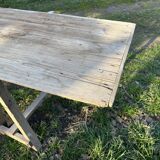 Farm table guinguette and wooden trestles