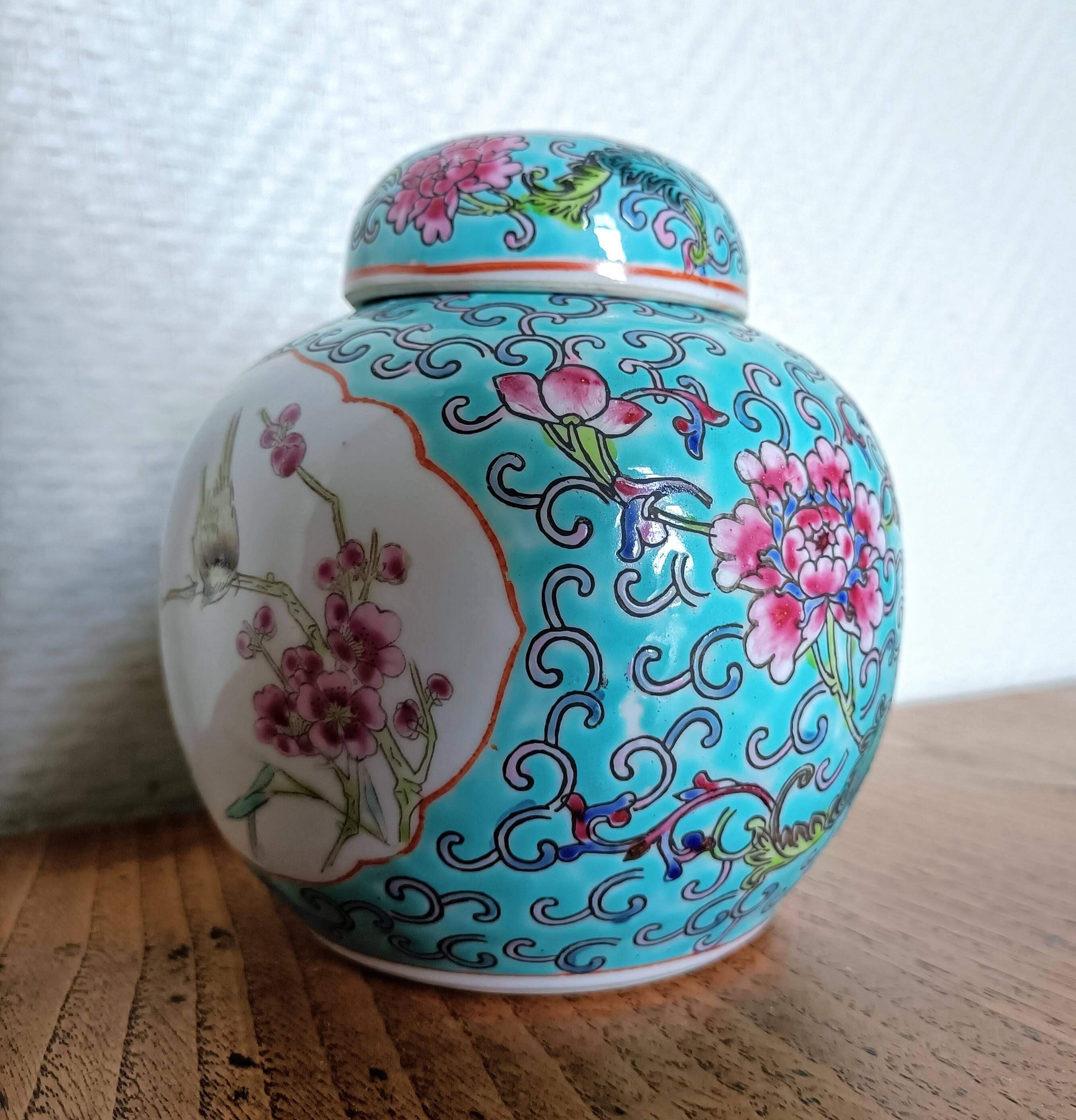 Chinese Jingdezhen tea or ginger pot