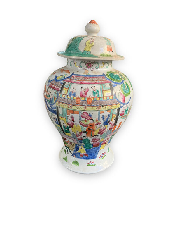 Grande potiche couverte chinoise polychrome décor dragons
