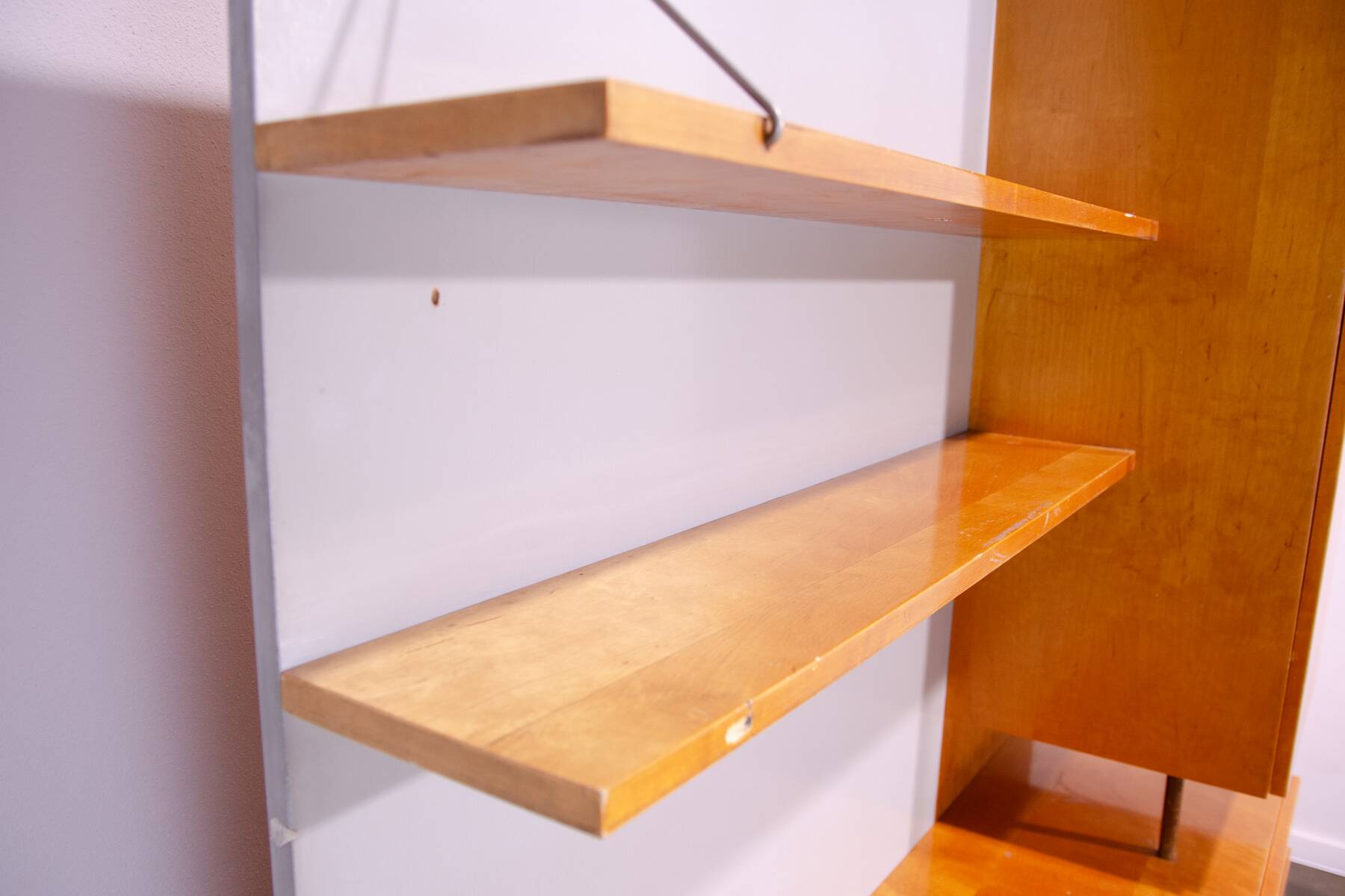 Armoire murale vintage des années 1960 par UP Závody, Tchécoslovaquie