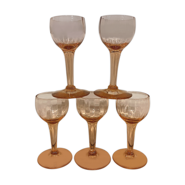 Set de 5 verres à liqueur roses