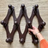 Extendable vintage wall coat rack