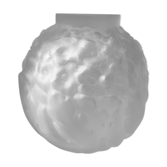 Round vase in opaque molded white glass patterns flowers