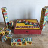 Box of alphabetical and educational cubes Jeujura 1930