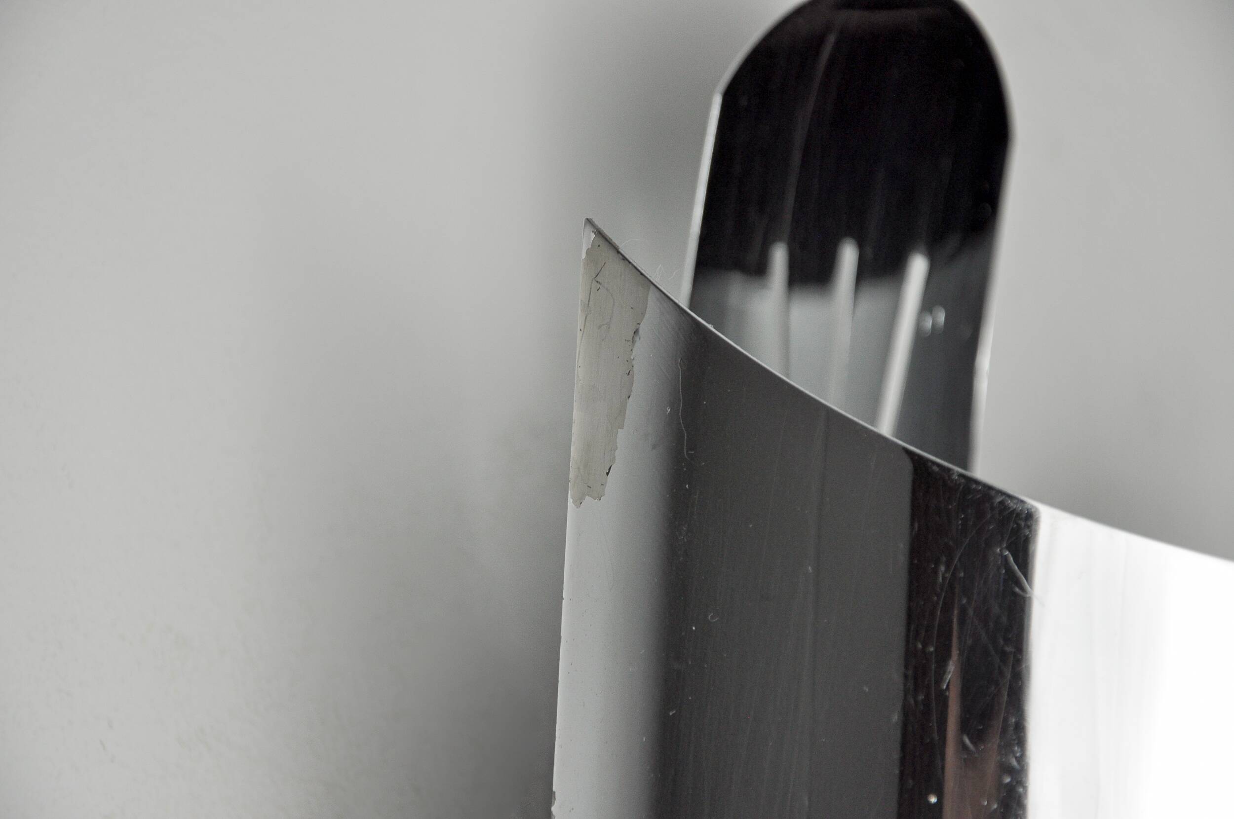 Pair of space age wall lights, chromed metal, Italy, 1970