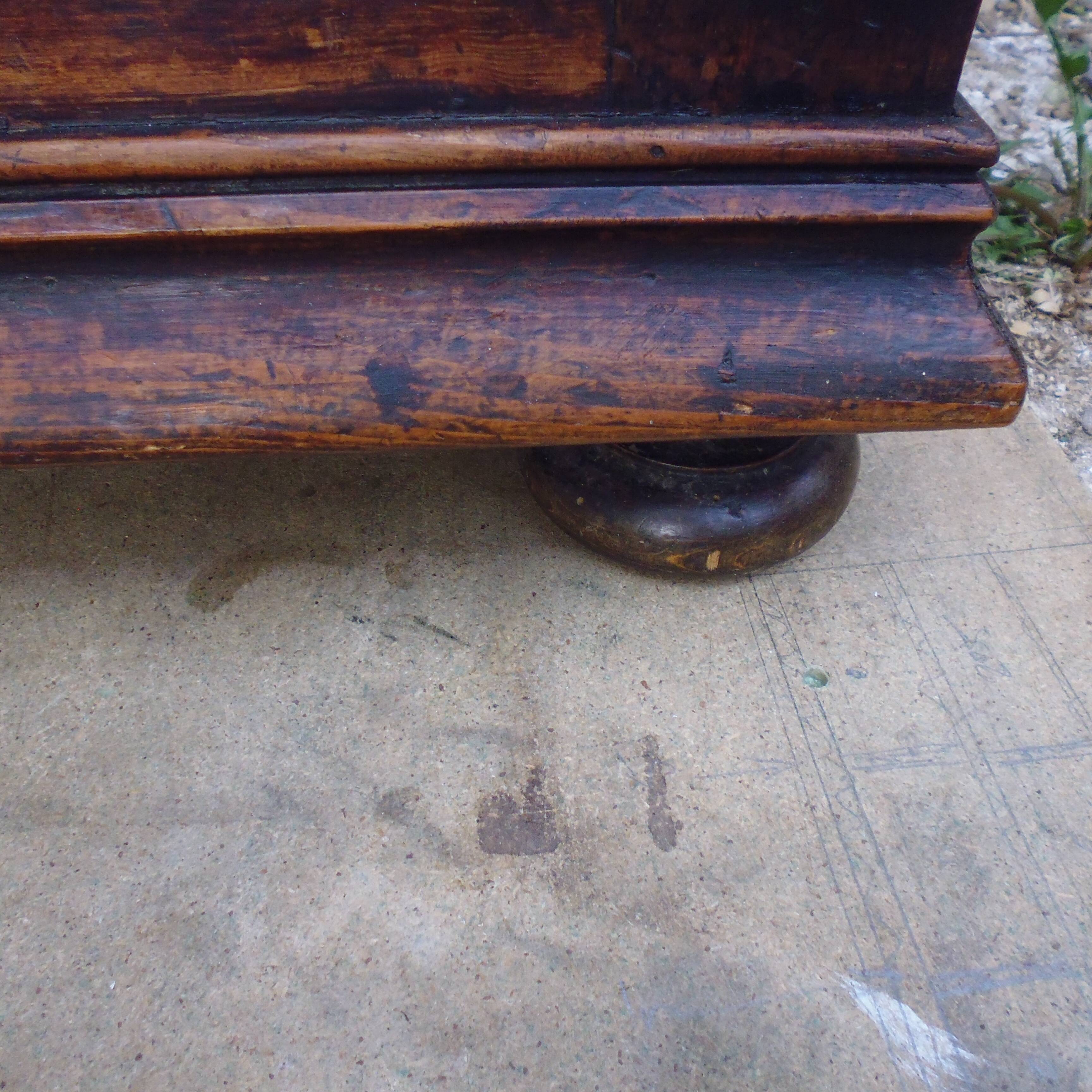 Parisian buffet 2 fir door