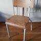 Chaise d'école vintage