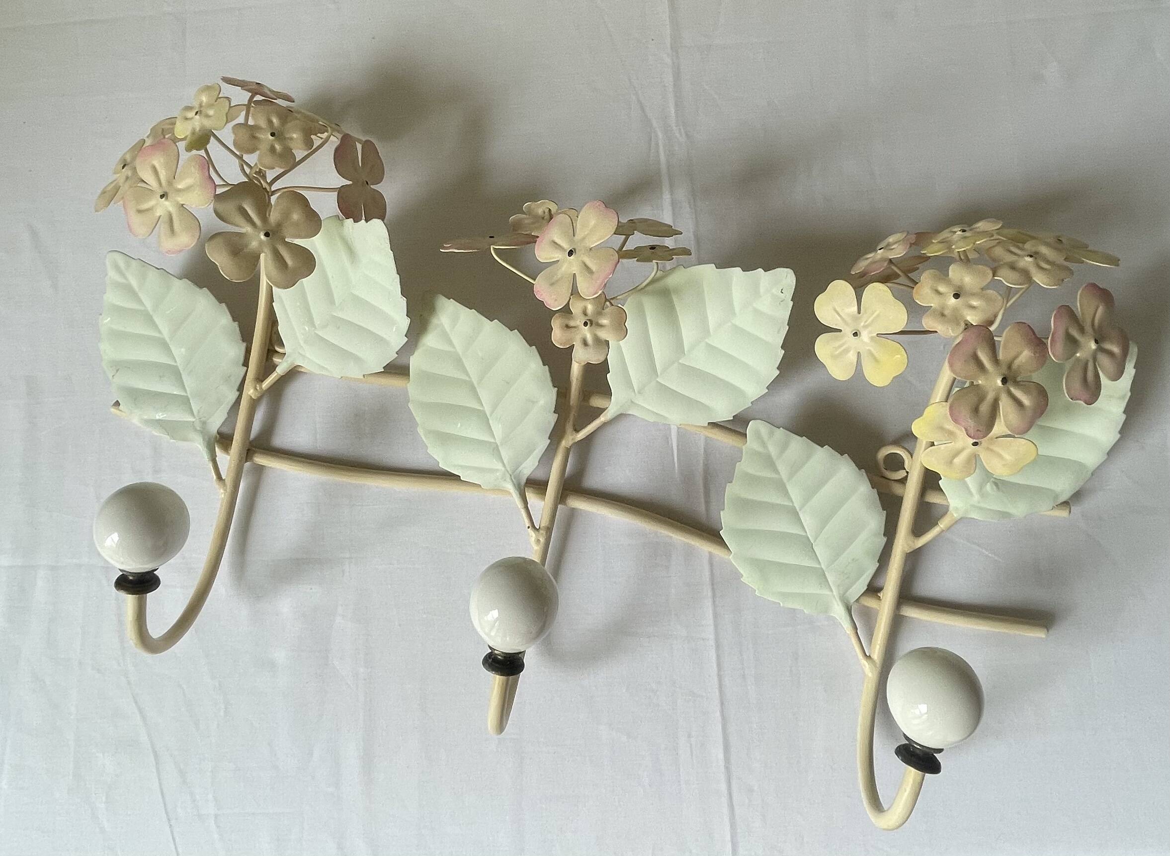 Hydrangea coat rack